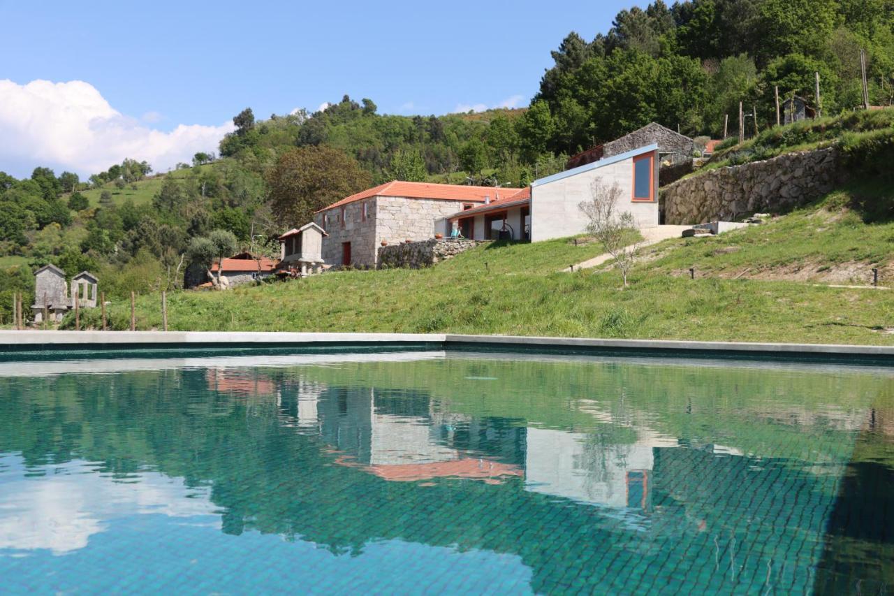 Quinta Da Riba Ma Guest House Santa Leocadia Exterior photo