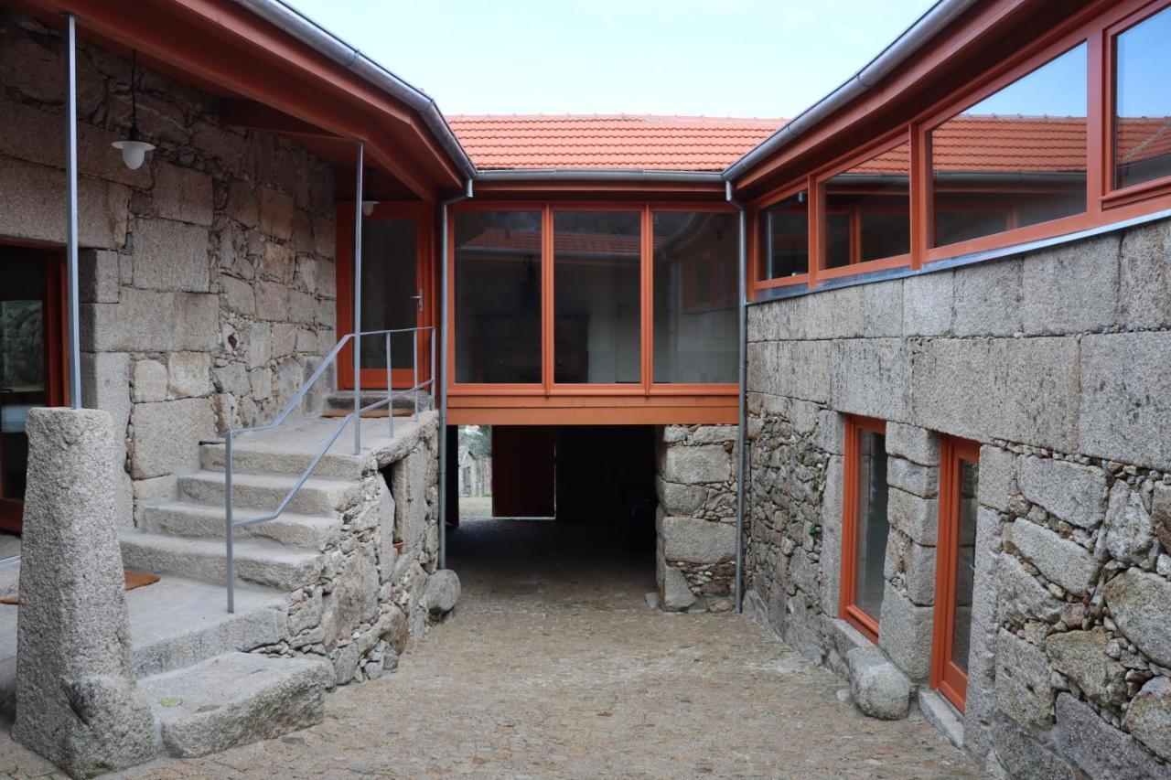 Quinta Da Riba Ma Guest House Santa Leocadia Exterior photo